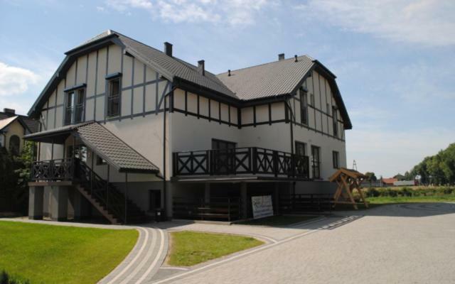Willa Rubin Uniejów Exterior foto